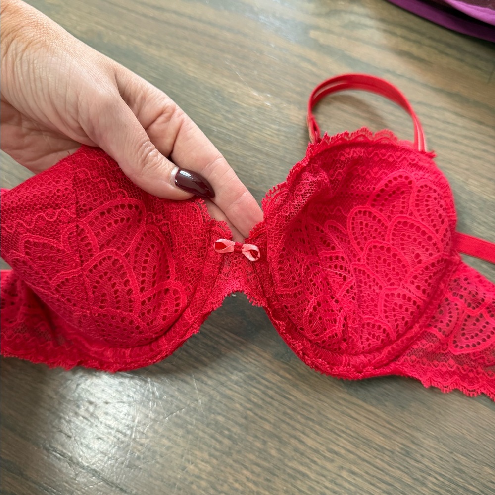 Chantelle lace bra